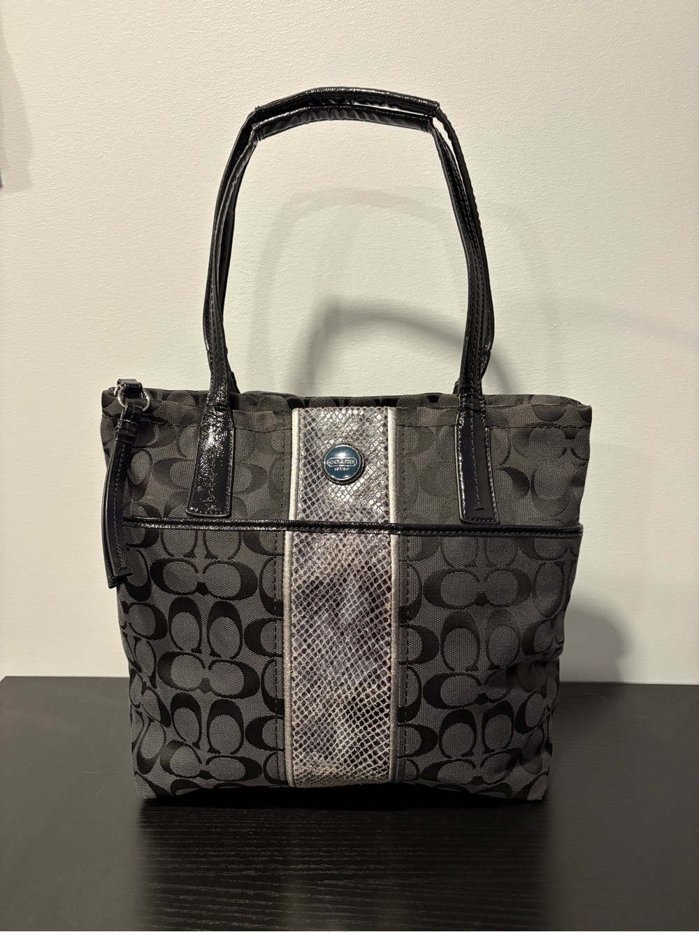 Coach F26706 Signature Gray Black Tote Shoulder Bag Snake Print Stripe - Picture 2 of 14